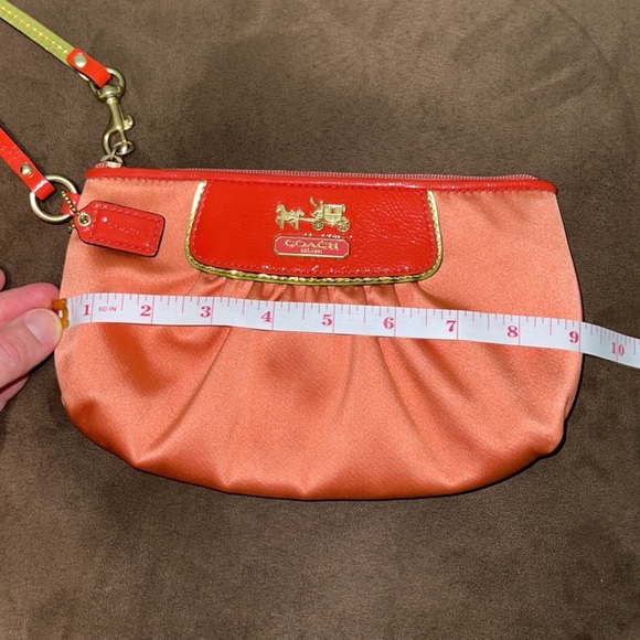 VINTAGE Y2K Coach Wristlet Watermelon Pink Satin Silk Collectible - Picture 7 of 9